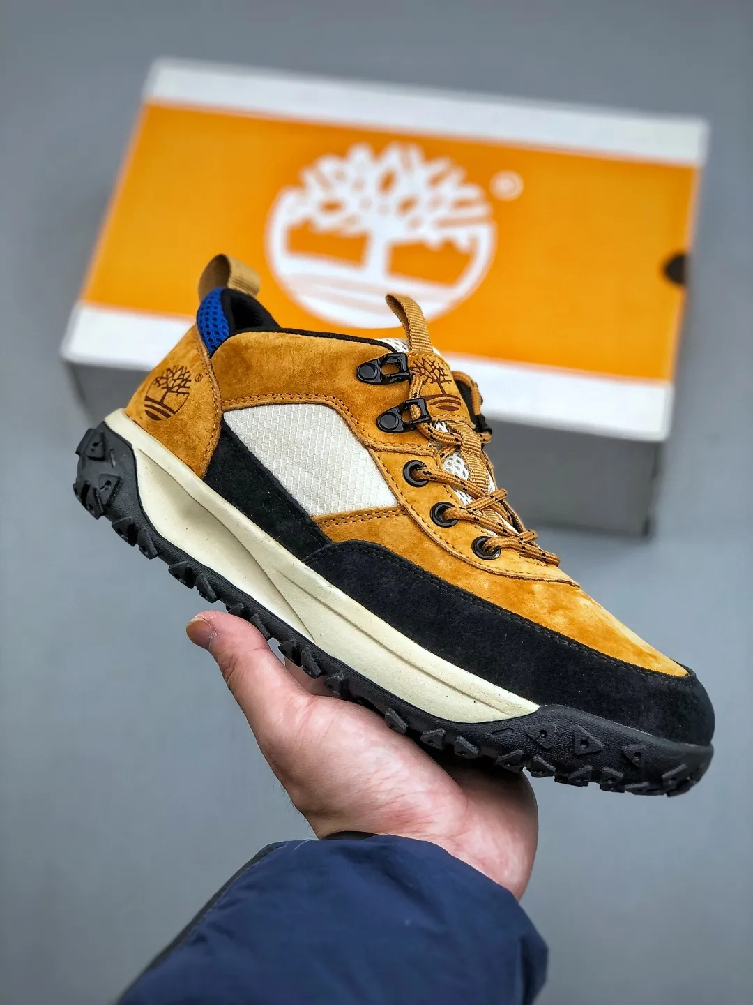 Welfare special offer 💰360 New arrivals 🚀Timberland Timberland outdoor low-top casual shoes series Guangdong factory quality Original box original packaging 25ss new fashion trend matching The fabric is made of Italian 🇮🇹 top matte fine-grained cowhide with anti-odor and anti-corrosion genuine leather latex insoles to give you a perfect wearing experience High quality and durable, a must-have for sportsmen Specially designed to not look handsome High-quality and first-class foot feel Size: 39-44
